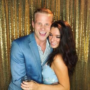 Meet your Posher, Perry